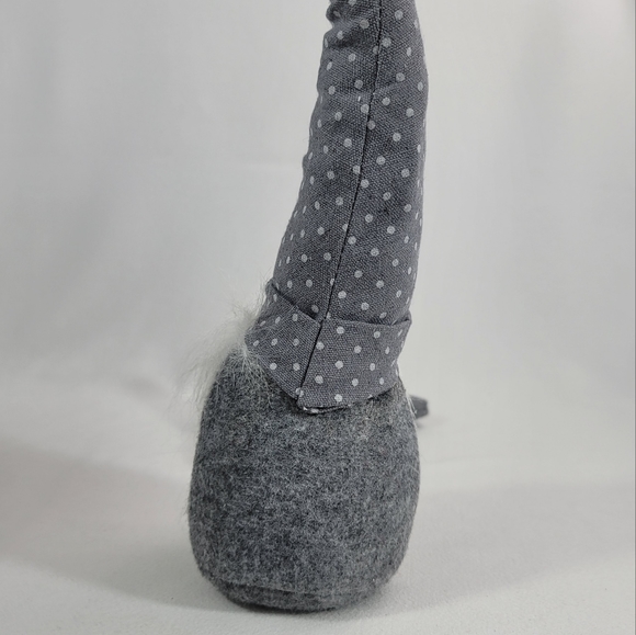 Fabric Sitting Gnome - Picture 9 of 13